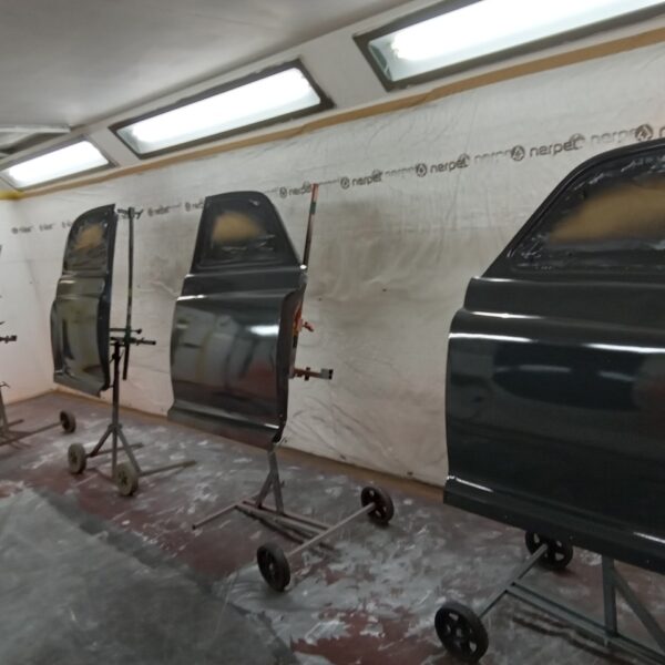 250225 1963 rover p4 panels and doors in epoxy