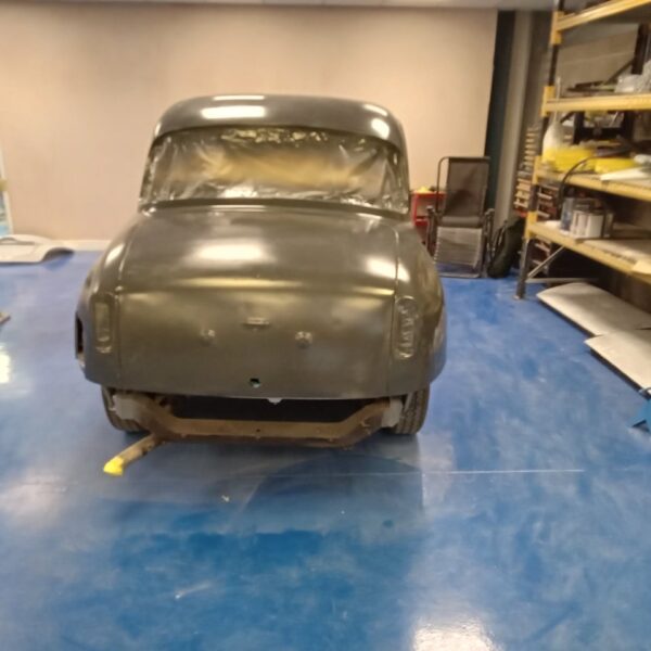 250225 1963 rover p4 panels back on body (4)