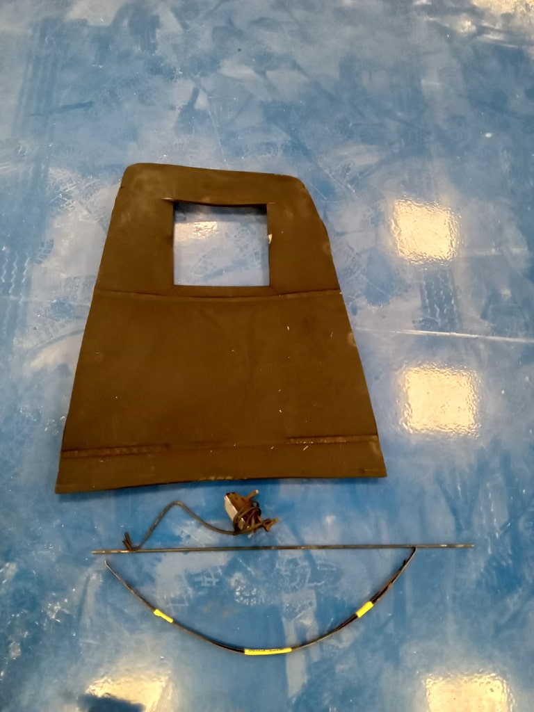 250225 1969 aston martin db6 volante bonnet strip