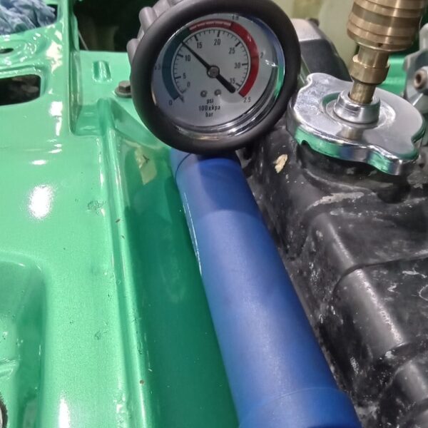 260225 1977 ford granada pressure test (3)