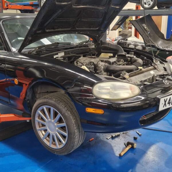 80225 2000 mazda mx5 suspension work (12)