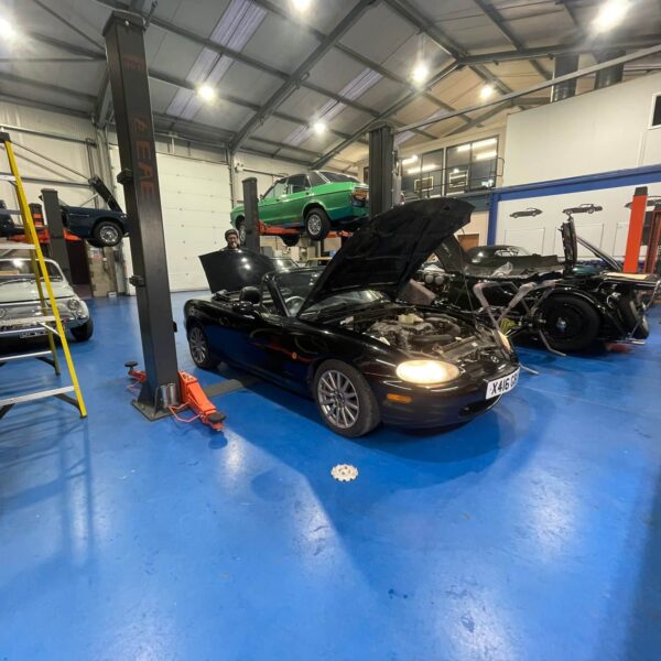 80225 2000 mazda mx5 suspension work (22)