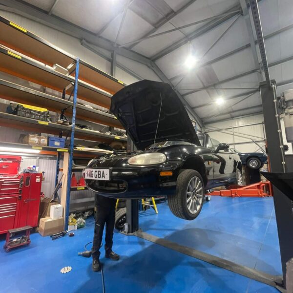 80225 2000 mazda mx5 suspension work (26)