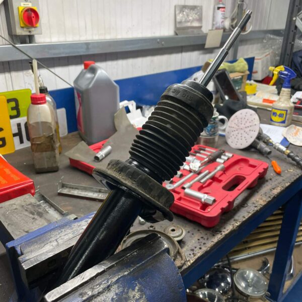 80225 2000 mazda mx5 suspension work (34)