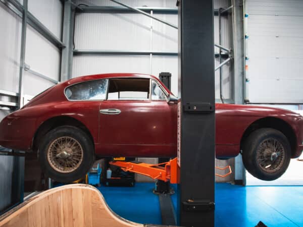 aston martin db 2 4 inspection 30
