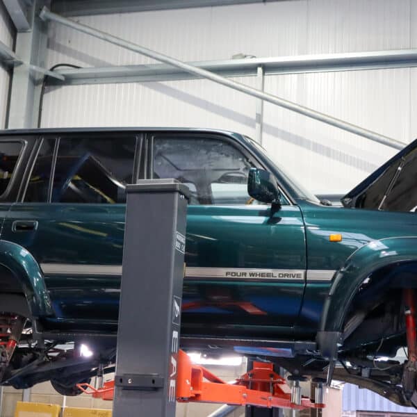 land cruiser on ramp (4)