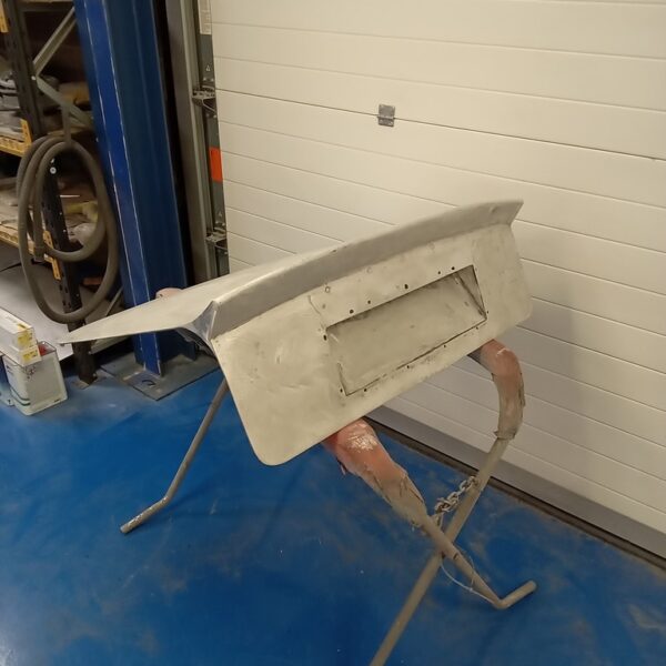 04032025 1969 aston martin db6 bare metal (6)