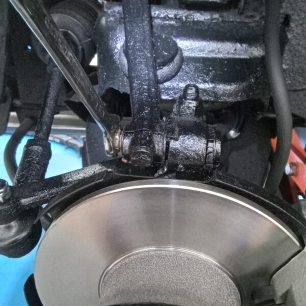 04032025 1980 mg midget welding and repairs (16)