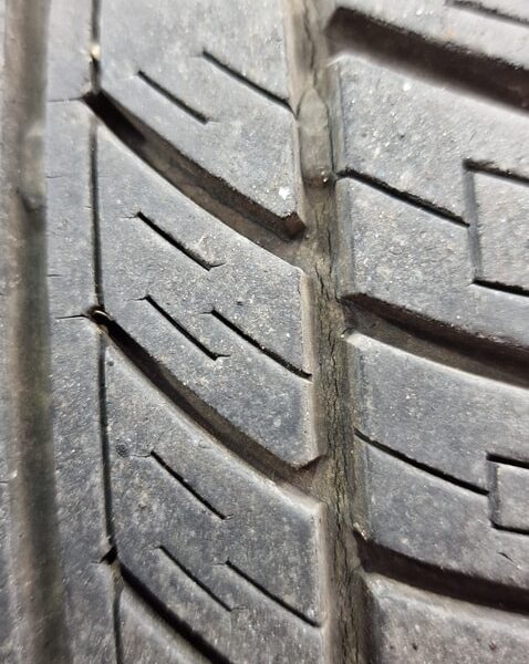 04032025 1980 mg midget welding and repairs (72)