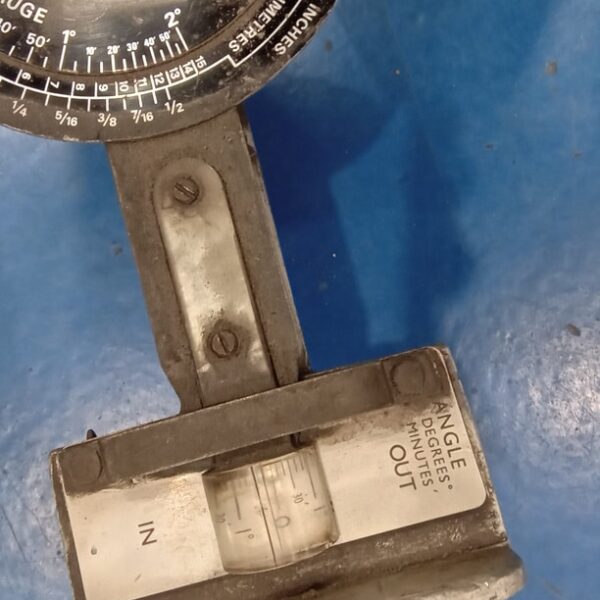 04032025 1999 vauxhall omega cooling hose and tracking (1)