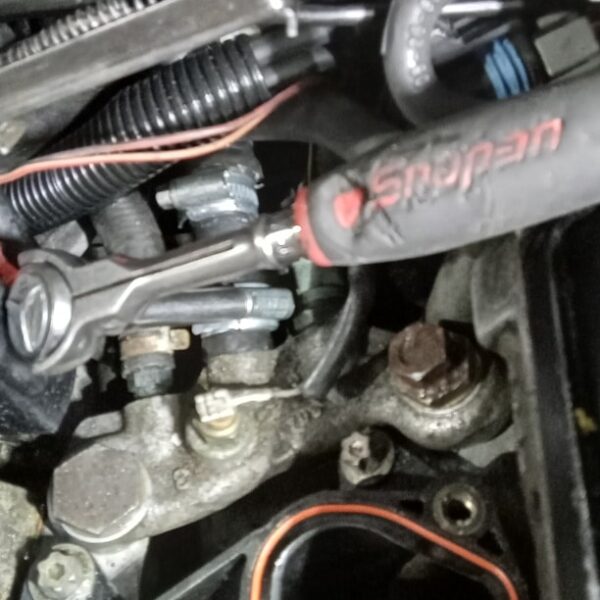 04032025 1999 vauxhall omega cooling hose and tracking (10)