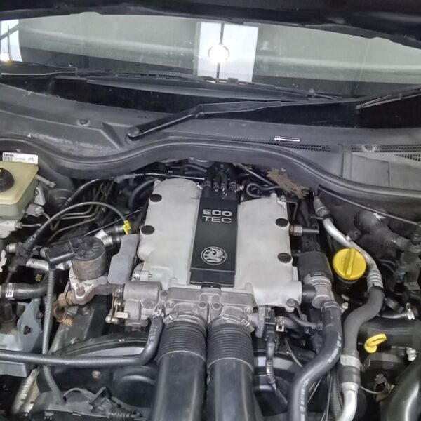 04032025 1999 vauxhall omega cooling hose and tracking (5)
