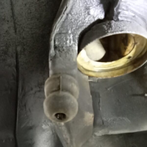 07032025 1987 mercedes 500sl rust treatment (3)