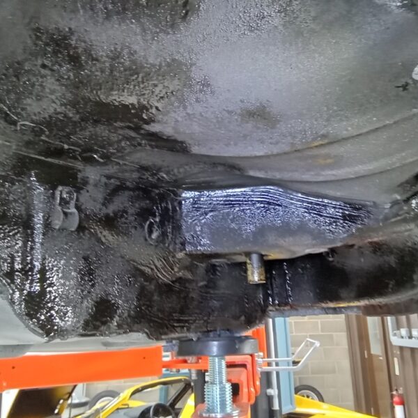 07032025 1987 mercedes 500sl rust treatment (6)