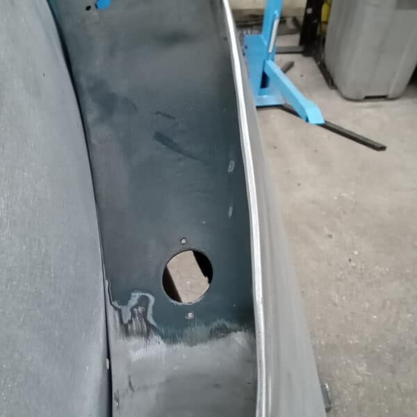 13.03.2025 1969 aston martin db6 volante blue door bottom renewed (56)