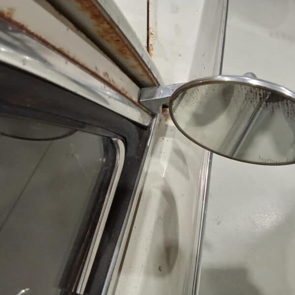 13.03.2025 1969 audi 70 l white stripping ready for paint (27)