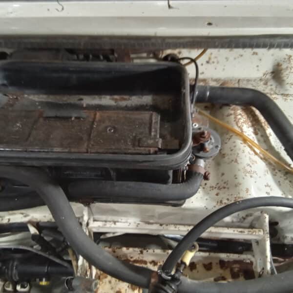 13.03.2025 1969 audi 70 l white stripping ready for paint (97)