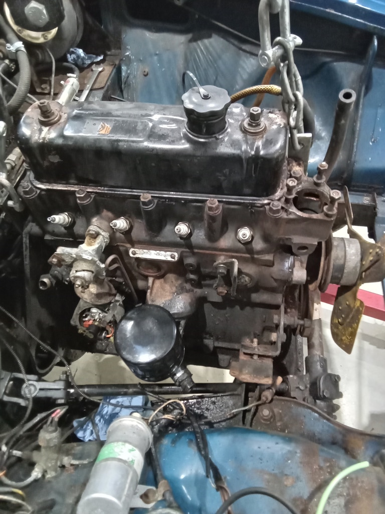 13.03.2025 1973 mg roadster blue strip down (11)