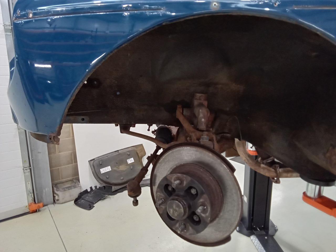 13.03.2025 1973 mg roadster blue strip down (119)