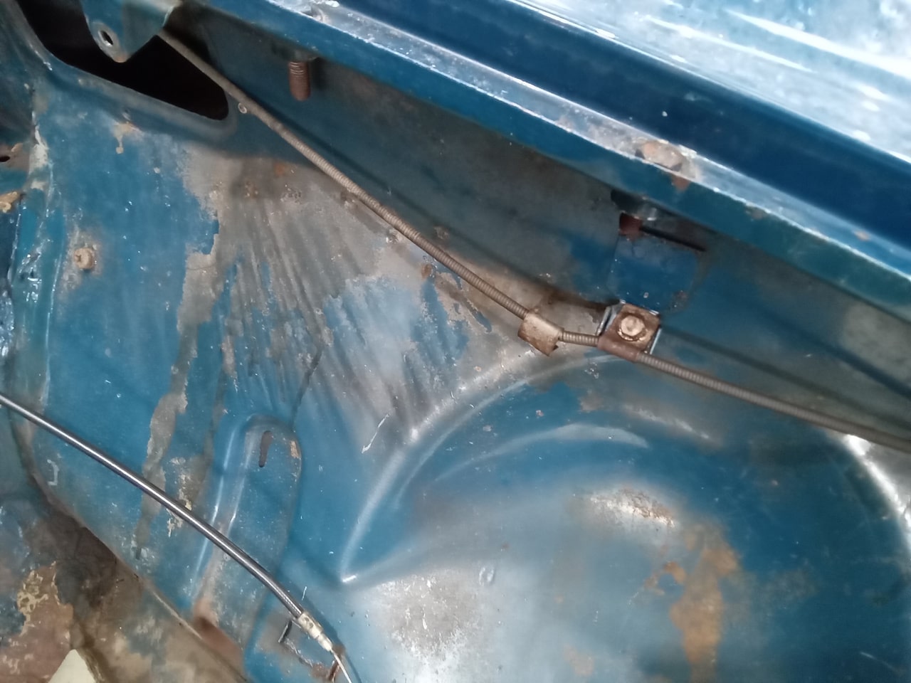 13.03.2025 1973 mg roadster blue strip down (150)