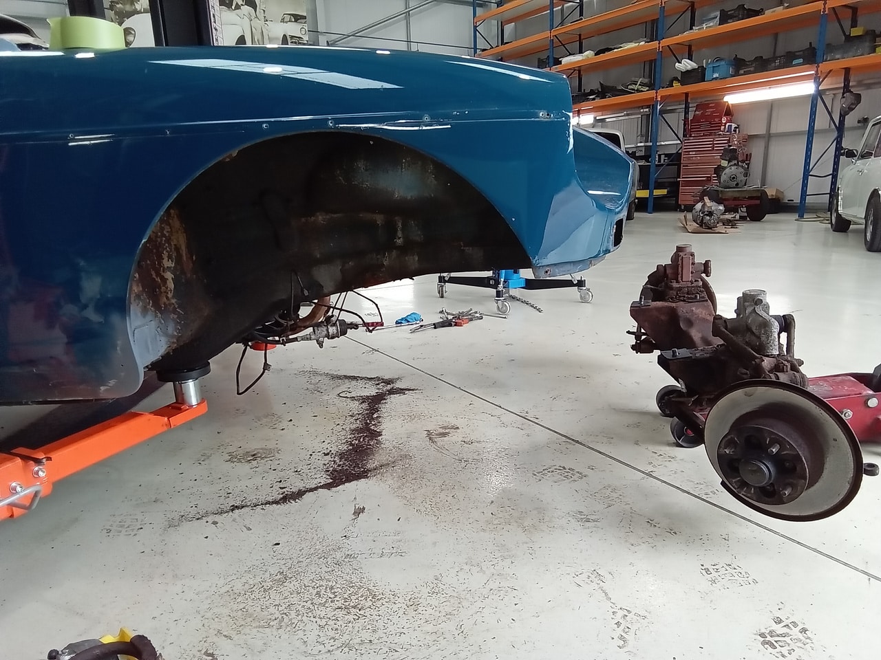 13.03.2025 1973 mg roadster blue strip down (178)