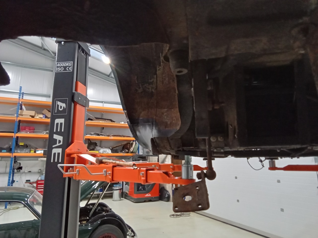 13.03.2025 1973 mg roadster blue strip down (232)