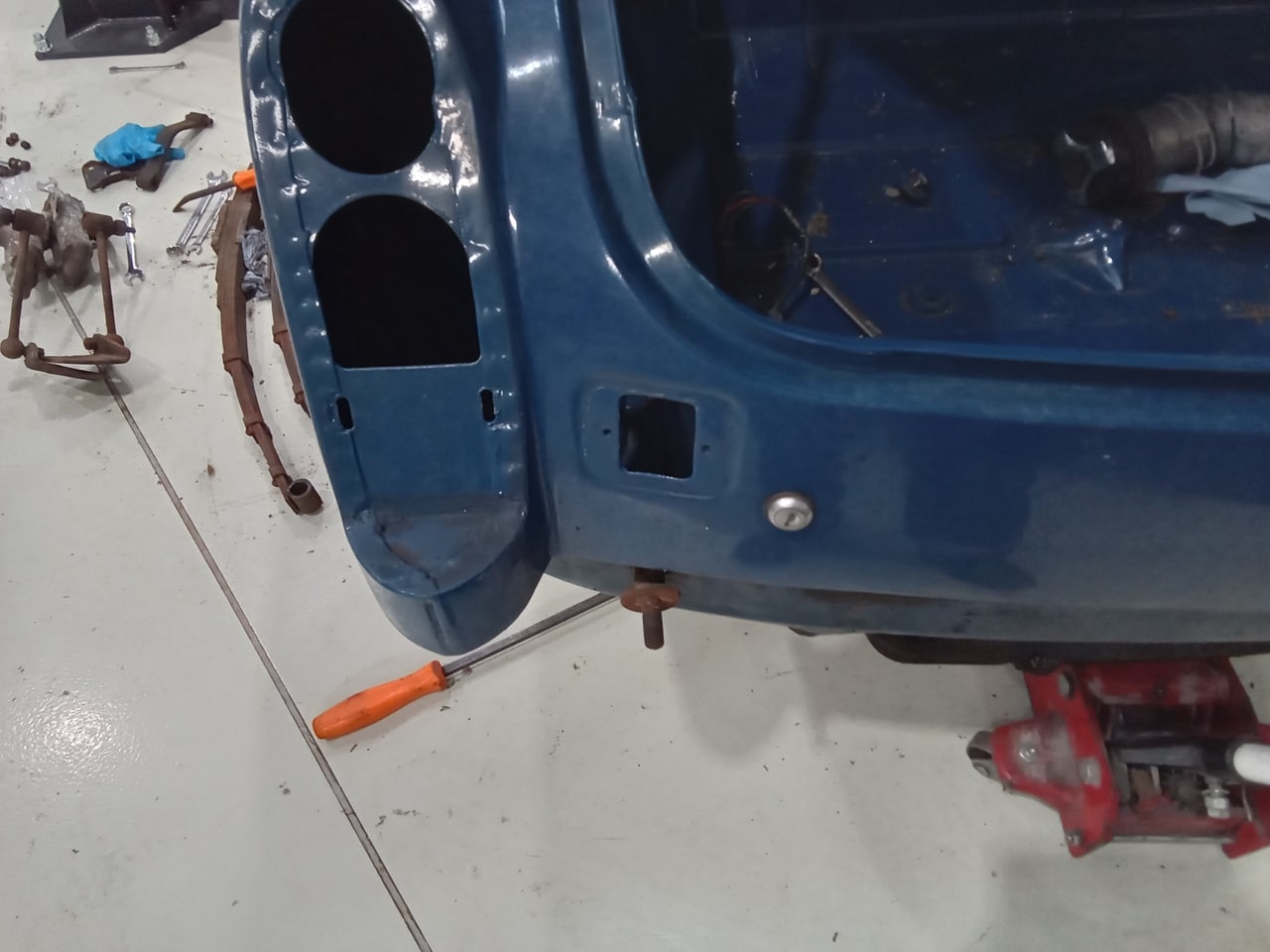 13.03.2025 1973 mg roadster blue strip down (239)