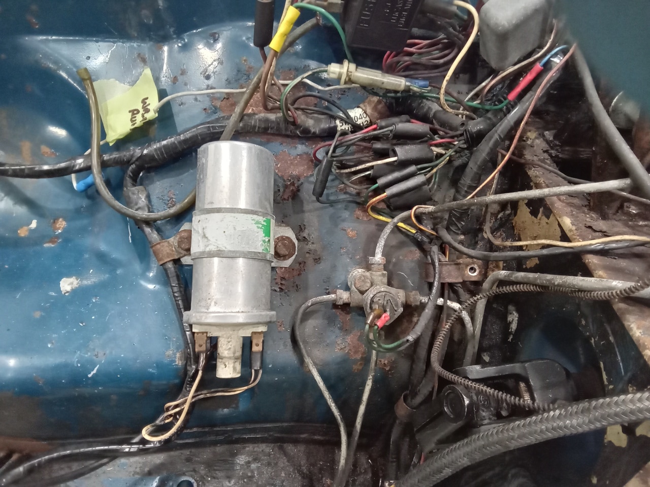 13.03.2025 1973 mg roadster blue strip down (259)