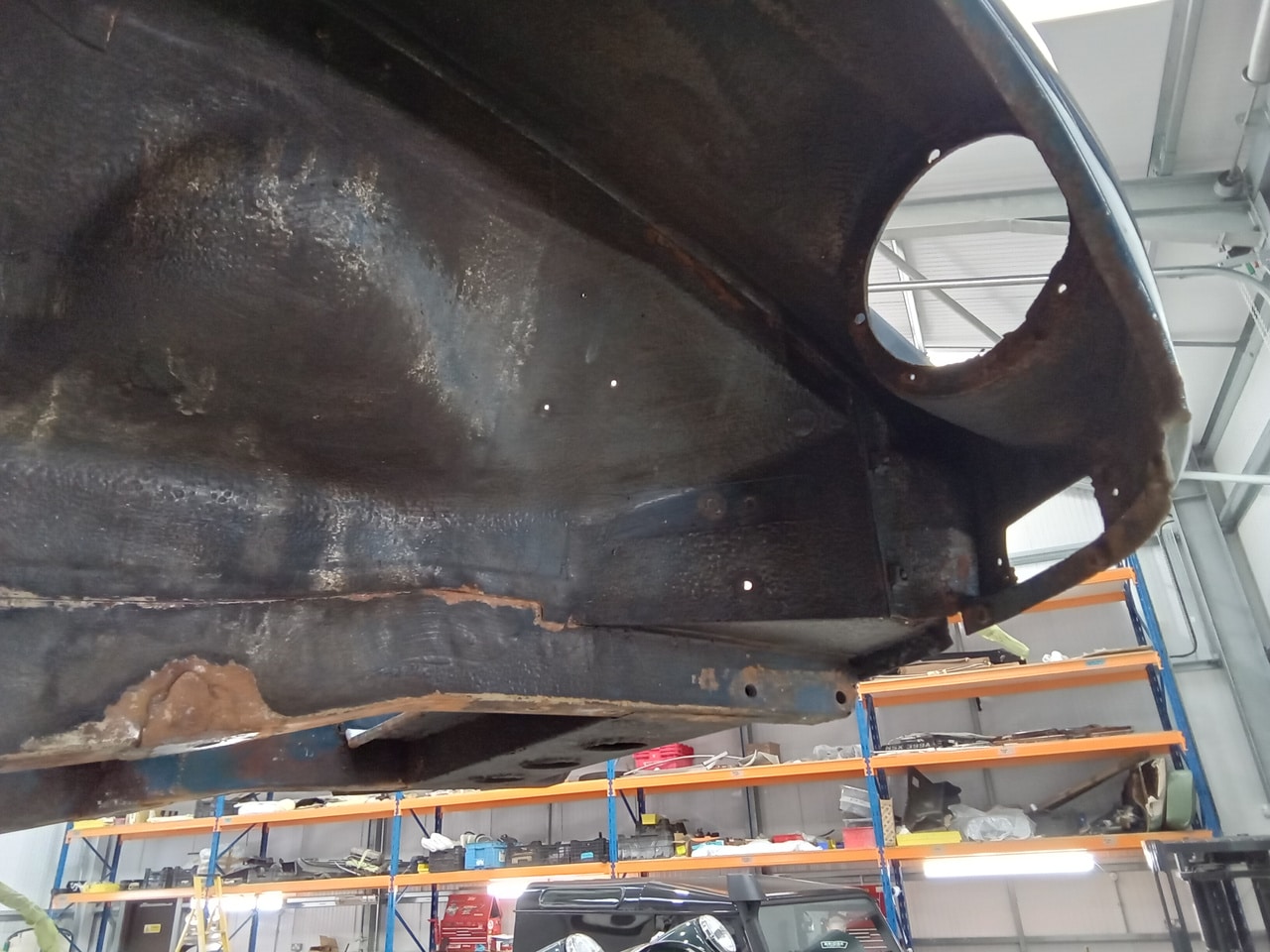 13.03.2025 1973 mg roadster blue strip down (294)