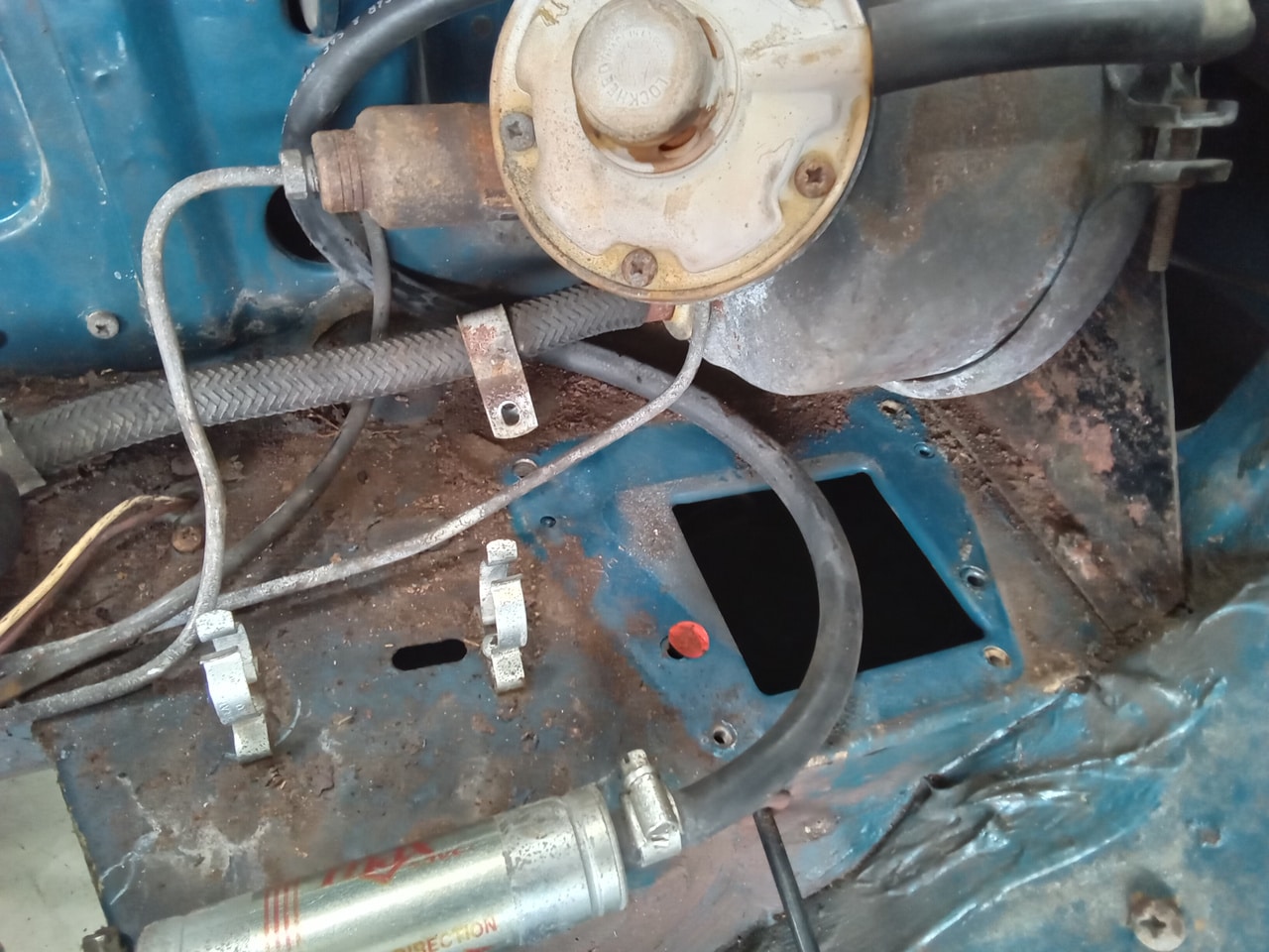 13.03.2025 1973 mg roadster blue strip down (31)