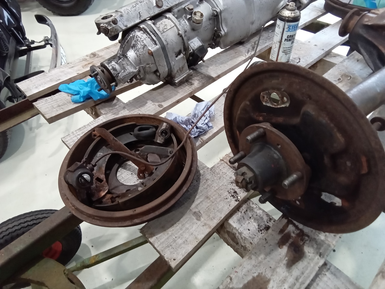 13.03.2025 1973 mg roadster blue strip down (332)