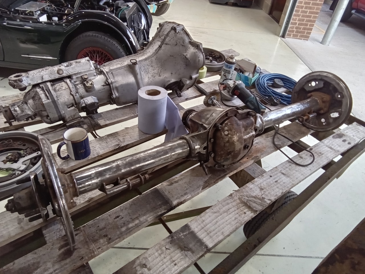 13.03.2025 1973 mg roadster blue strip down (337)