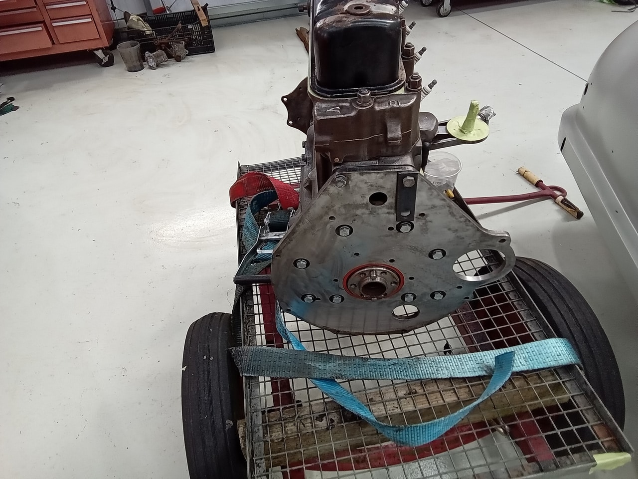 13.03.2025 1973 mg roadster blue strip down (341)