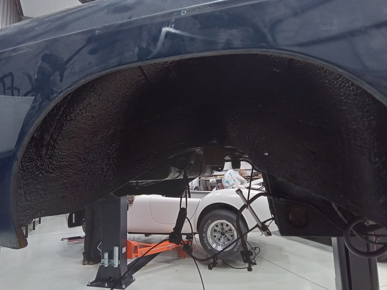 13.03.2025 1973 mg roadster blue strip down (364)