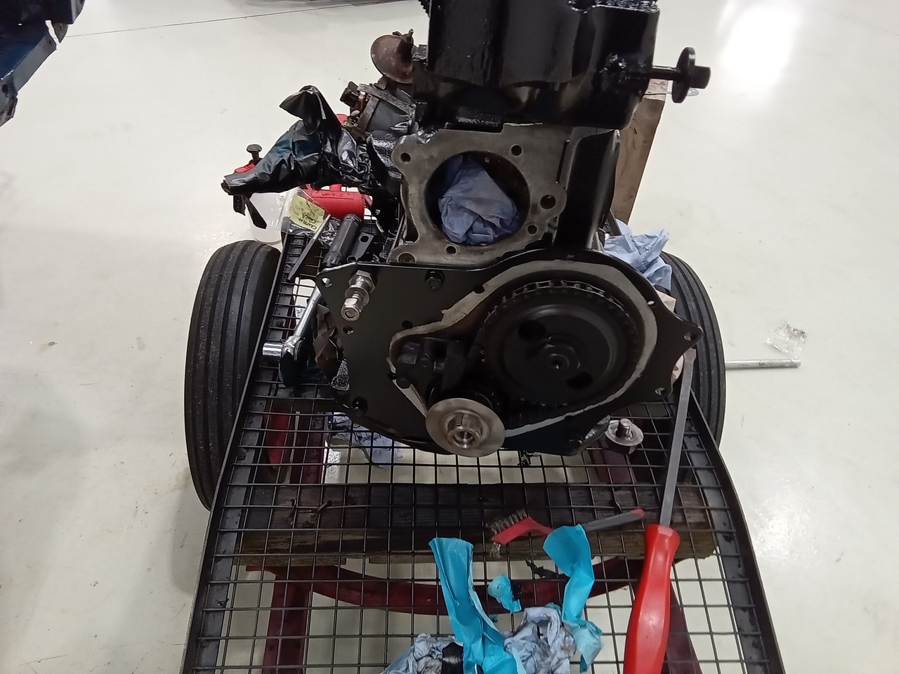 13.03.2025 1973 mg roadster blue strip down (403)