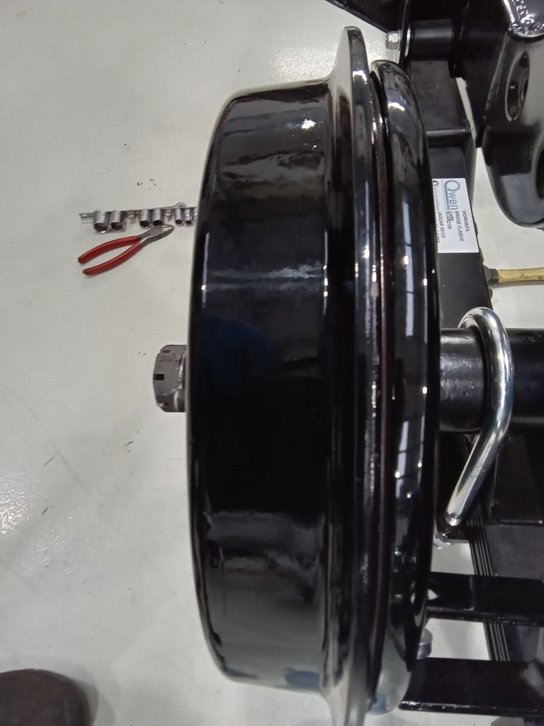 13.03.2025 1973 mg roadster blue strip down (419)