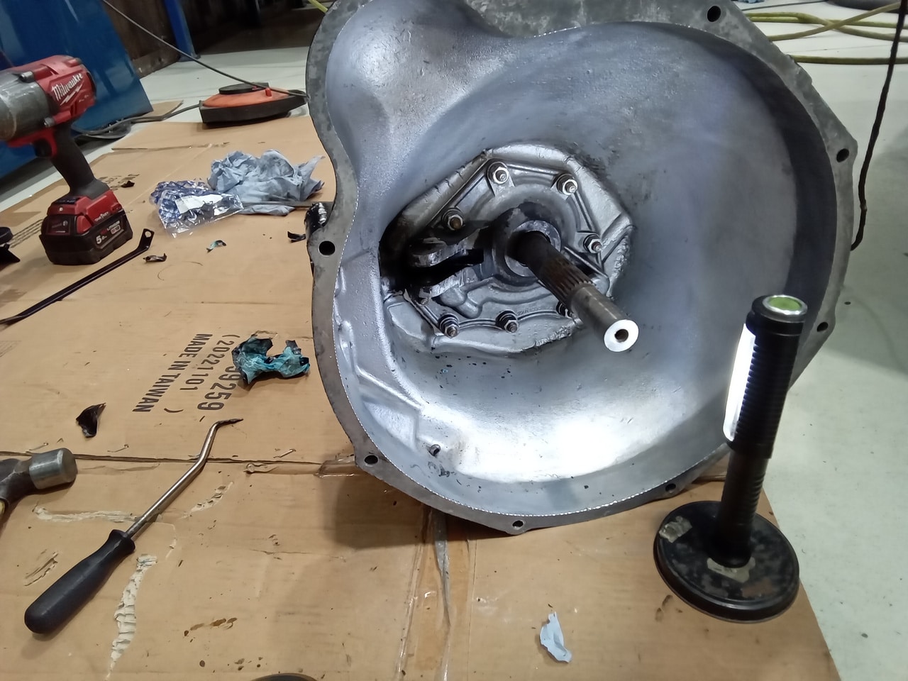 13.03.2025 1973 mg roadster blue strip down (428)