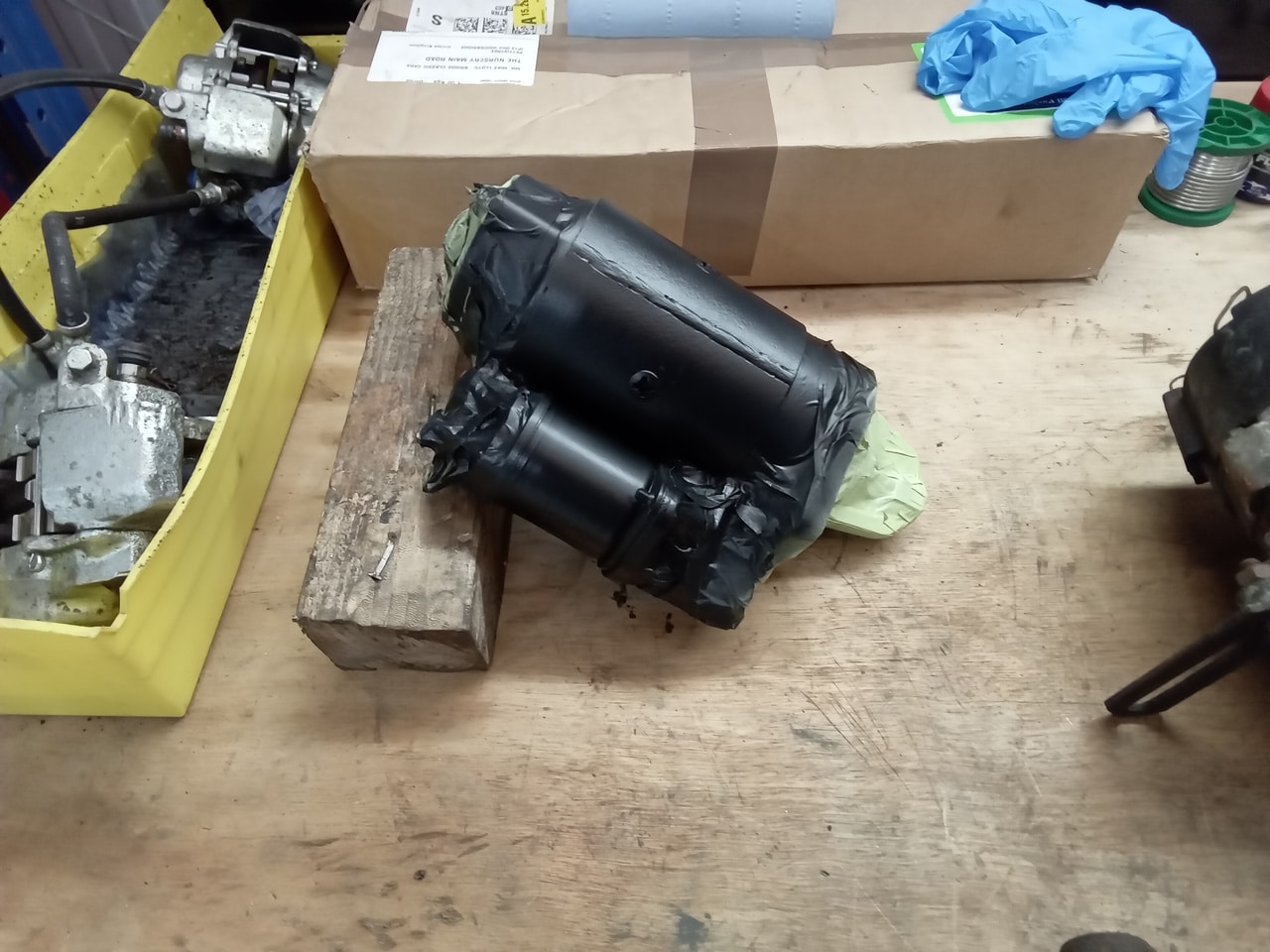 13.03.2025 1973 mg roadster blue strip down (431)