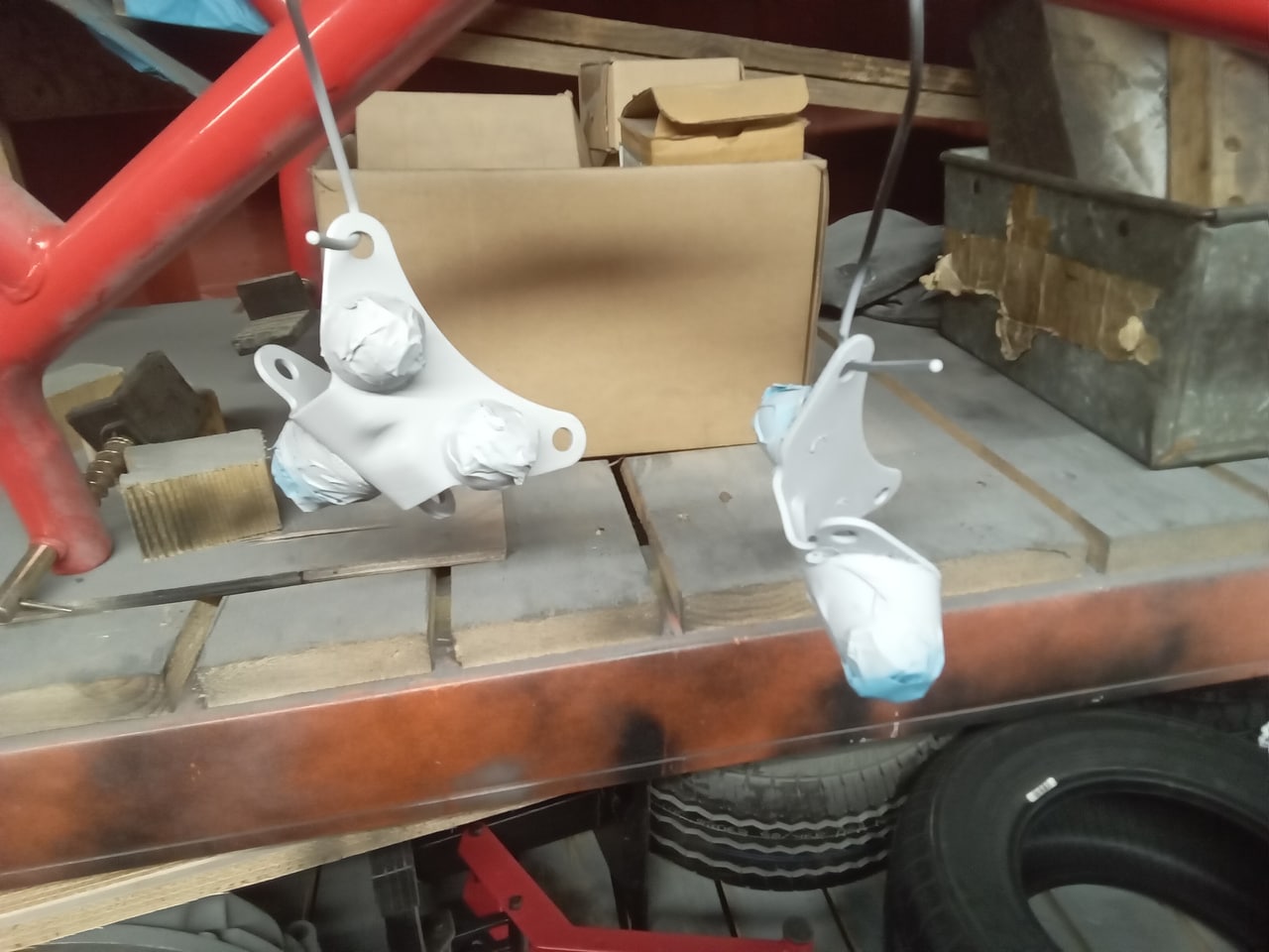 13.03.2025 1973 mg roadster blue strip down (469)