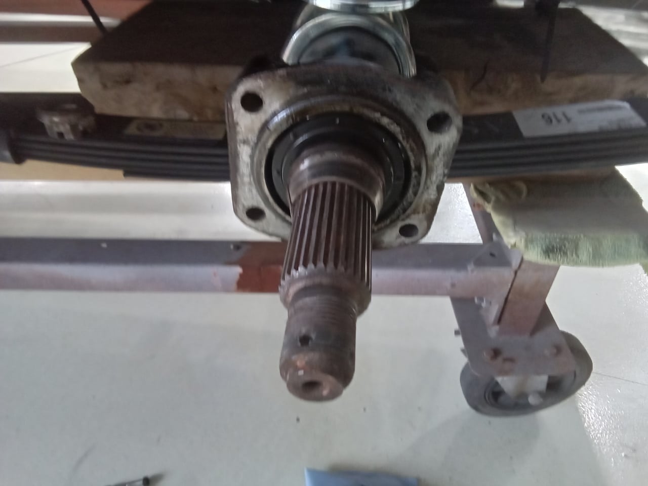 13.03.2025 1973 mg roadster blue strip down (473)