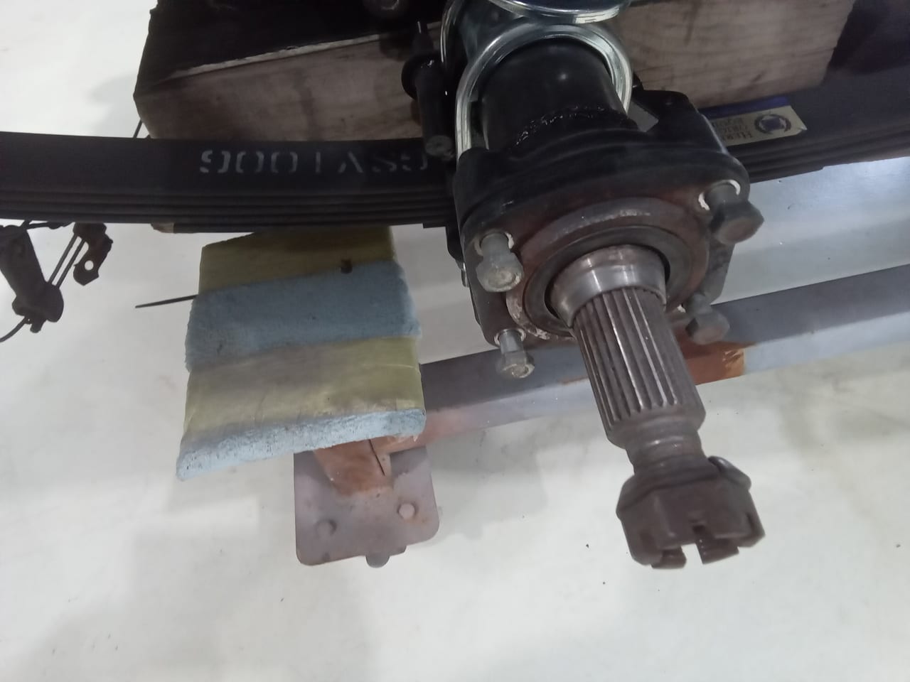 13.03.2025 1973 mg roadster blue strip down (474)