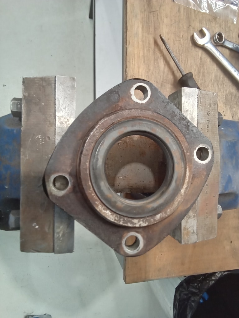 13.03.2025 1973 mg roadster blue strip down (479)