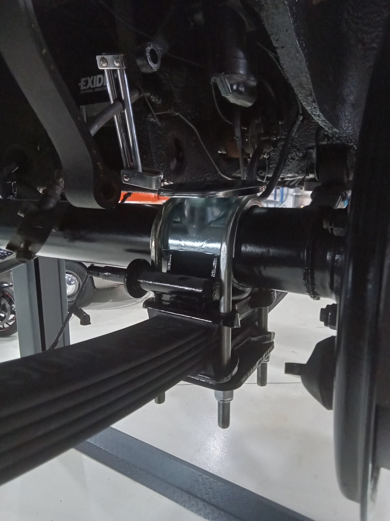 13.03.2025 1973 mg roadster blue strip down (488)