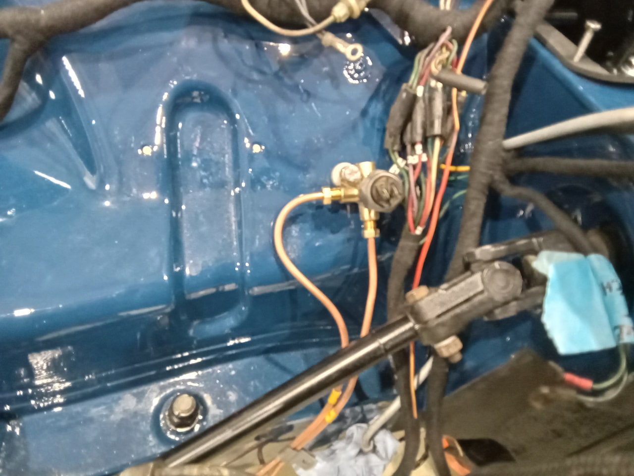 13.03.2025 1973 mg roadster blue strip down (512)