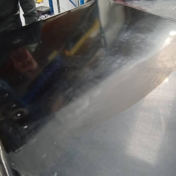 13.03.2025 2012 land rover defender 90 silver repairs (7)