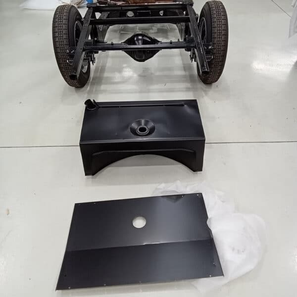 14032025 1954 jaguar xk120 chassis build up (1)
