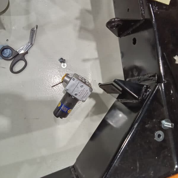 14032025 1954 jaguar xk120 chassis build up (10)
