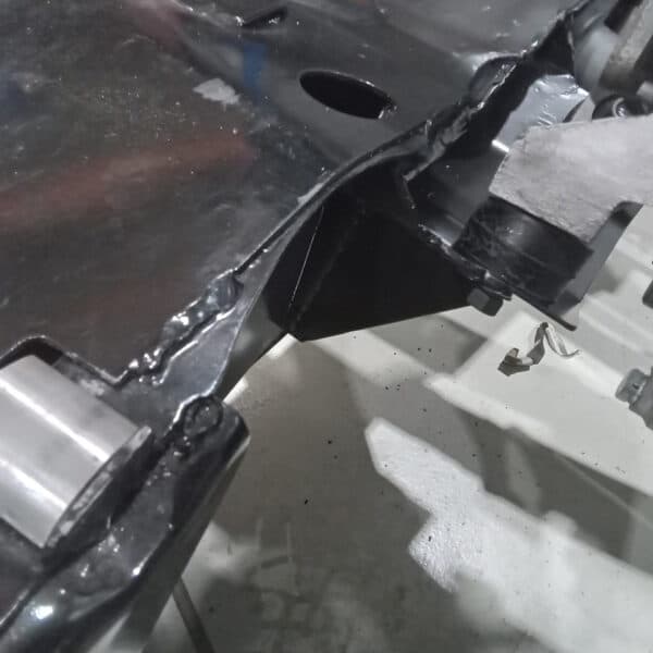 14032025 1954 jaguar xk120 chassis build up (107)
