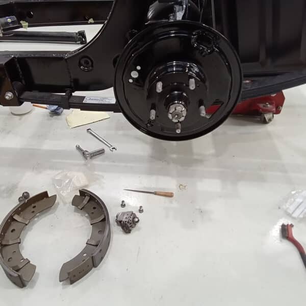 14032025 1954 jaguar xk120 chassis build up (23)