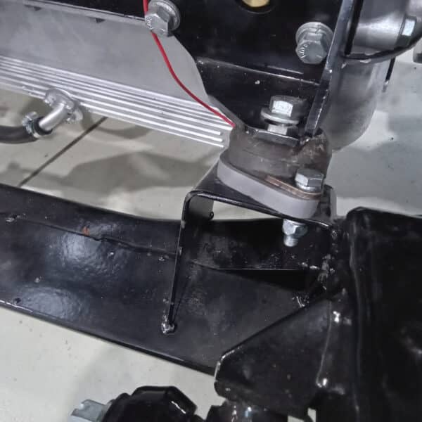 14032025 1954 jaguar xk120 chassis build up (84)